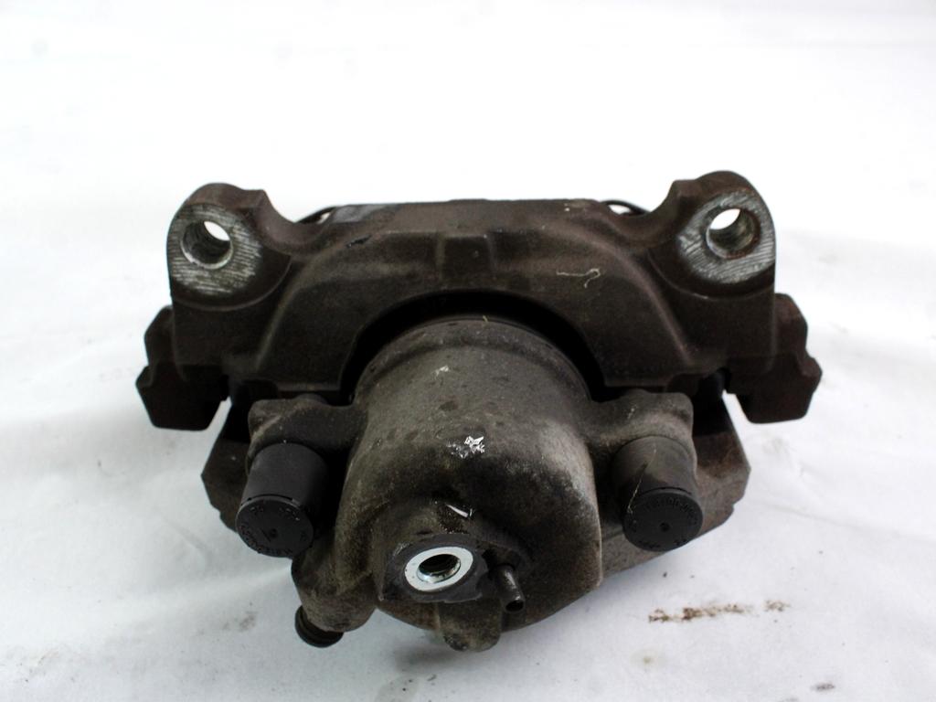 SPREDNJE DESNE ZAVORNE CELJUSTI  OEM N. 1K0615124E ORIGINAL REZERVNI DEL VOLKSWAGEN TOURAN 1T2 MK1 R1 (2006 - 2010)DIESEL LETNIK 2007