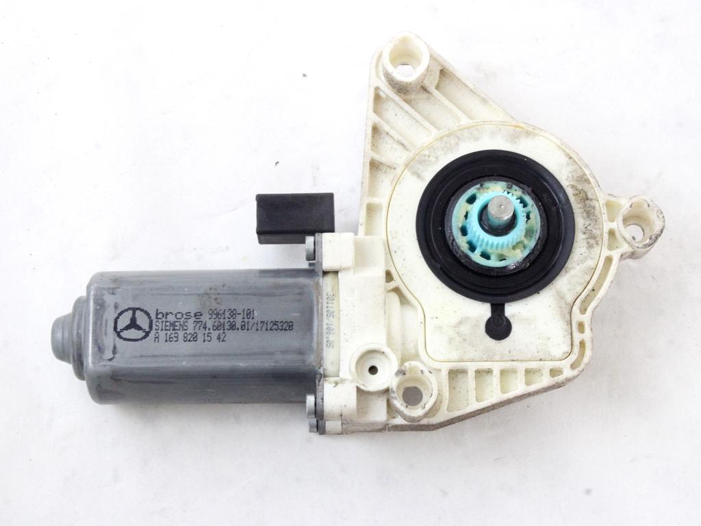 DVIZNI MEHANIZEM SPREDNIH STEKEL  OEM N. 18260 MOTORINO ALZACRISTALLO PORTA ANTERIORE ORIGINAL REZERVNI DEL MERCEDES CLASSE A W169 5P C169 3P (2004 - 04/2008) BENZINA LETNIK 2004