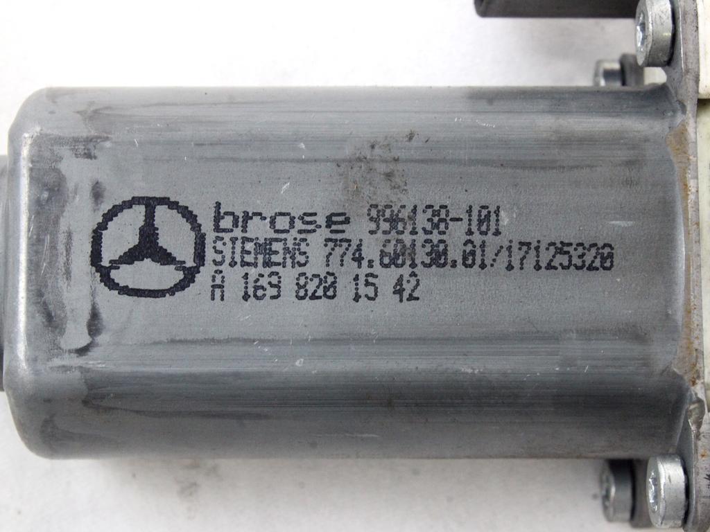 DVIZNI MEHANIZEM SPREDNIH STEKEL  OEM N. 18260 MOTORINO ALZACRISTALLO PORTA ANTERIORE ORIGINAL REZERVNI DEL MERCEDES CLASSE A W169 5P C169 3P (2004 - 04/2008) BENZINA LETNIK 2004