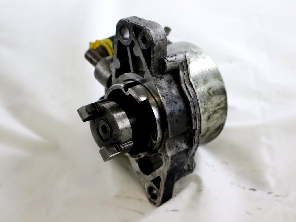 VAKUUM CRPALKA OEM N. 73501167 ORIGINAL REZERVNI DEL SUZUKI SPLASH EX (03-2008/05-2012)DIESEL LETNIK 2009