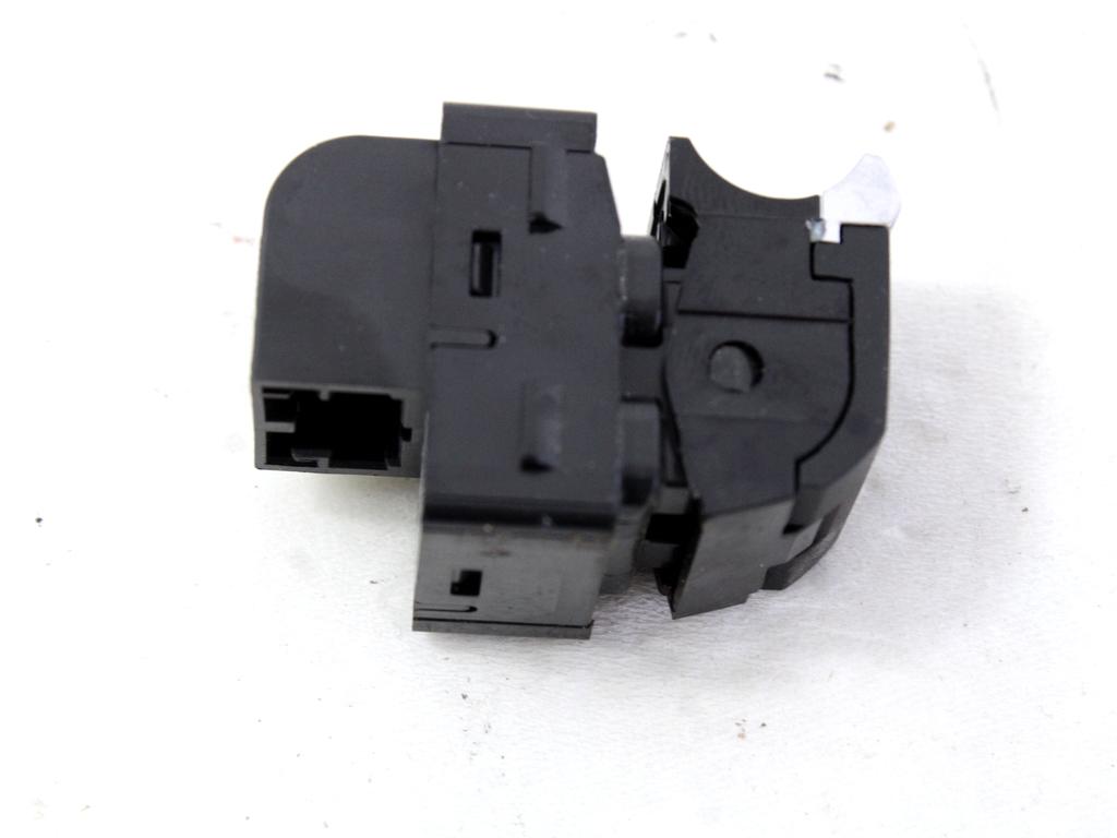 ZADNJE STIKALO OEM N. 4M0959855 ORIGINAL REZERVNI DEL AUDI A4 B9 BER/SW/ALLROAD (2015 - 2019)DIESEL LETNIK 2016