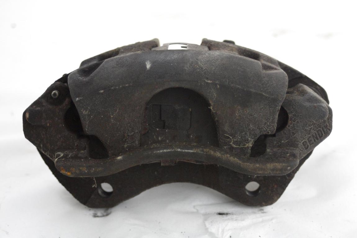 SPREDNJE LEVE ZAVORNE CELJUSTI  OEM N. 9567477080 ORIGINAL REZERVNI DEL FIAT SCUDO 220 MK1 (1995 - 2004) DIESEL LETNIK 2001