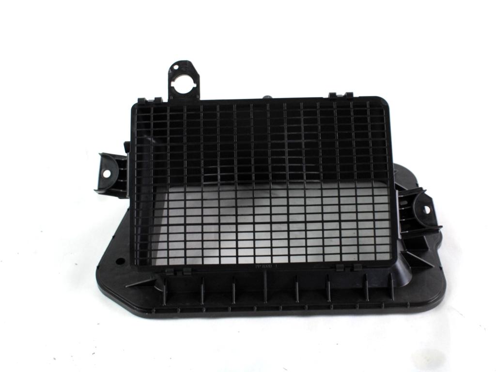 CEV / CEV ZRAKA OEM N. 8W1819904A ORIGINAL REZERVNI DEL AUDI A4 B9 BER/SW/ALLROAD (2015 - 2019)DIESEL LETNIK 2016