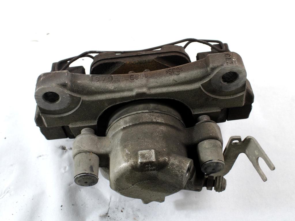 SPREDNJE DESNE ZAVORNE CELJUSTI  OEM N. 8W0615124 ORIGINAL REZERVNI DEL AUDI A4 B9 BER/SW/ALLROAD (2015 - 2019)DIESEL LETNIK 2016