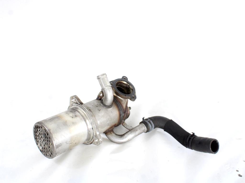 EGR VENTIL/IZMENJALNIK OEM N. 04L131512A ORIGINAL REZERVNI DEL AUDI A4 B9 BER/SW/ALLROAD (2015 - 2019)DIESEL LETNIK 2016