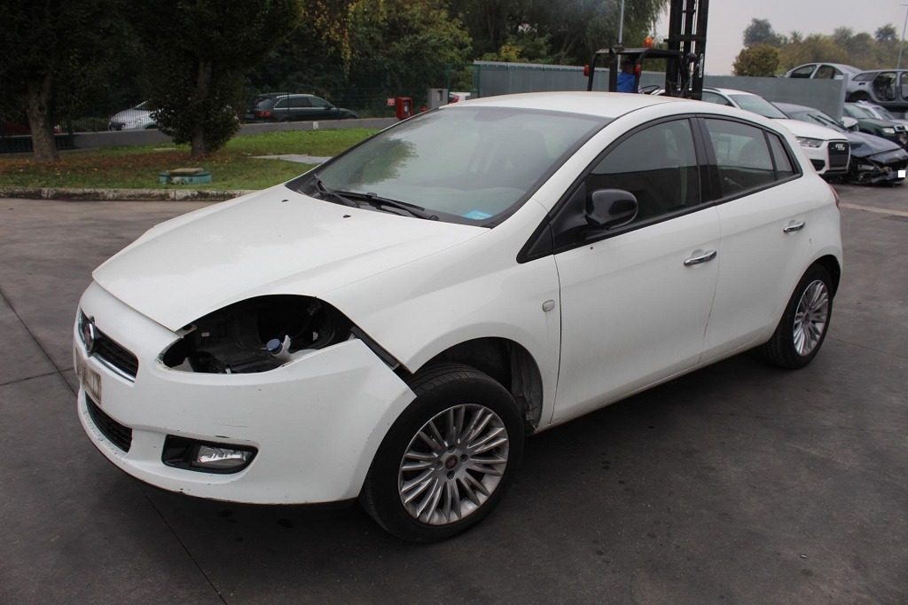 FIAT BRAVO 1.6 D 88KW 6M 5P (2013) RICAMBI IN MAGAZZINO