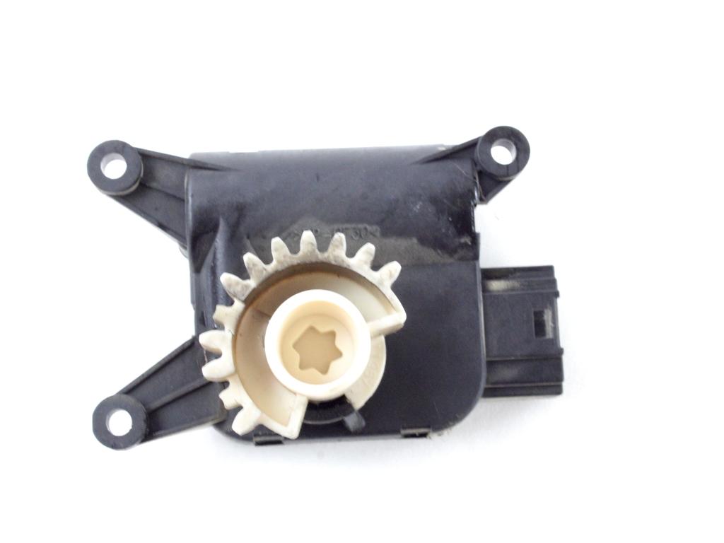 MOTORCEK OGREVANJA OEM N. 1K0907511D ORIGINAL REZERVNI DEL VOLKSWAGEN GOLF V 1K1 1K5 MK5 BER/SW (02/2004-11/2008) DIESEL LETNIK 2004