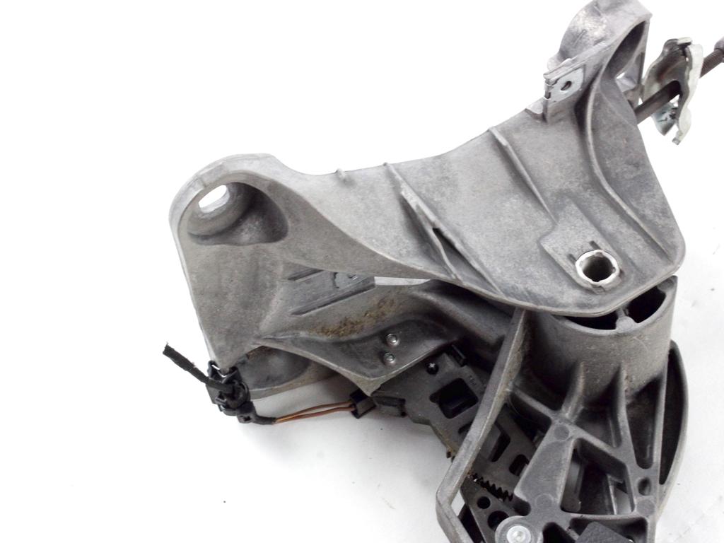 OEM N. 1K0711303C ORIGINAL REZERVNI DEL VOLKSWAGEN GOLF V 1K1 1K5 MK5 BER/SW (02/2004-11/2008) DIESEL LETNIK 2004