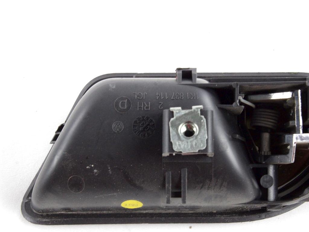 NOTRANJA KLJUKA  OEM N. 1K1837114 ORIGINAL REZERVNI DEL VOLKSWAGEN GOLF V 1K1 1K5 MK5 BER/SW (02/2004-11/2008) DIESEL LETNIK 2004