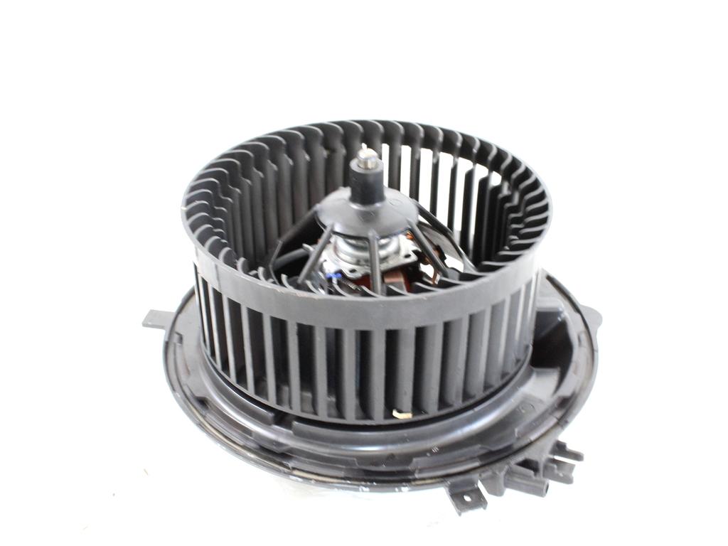 VENTILATOR  KABINE  OEM N. 5Q1819021H ORIGINAL REZERVNI DEL VOLKSWAGEN T-ROC A11 (DAL 2017)  DIESEL LETNIK 2020