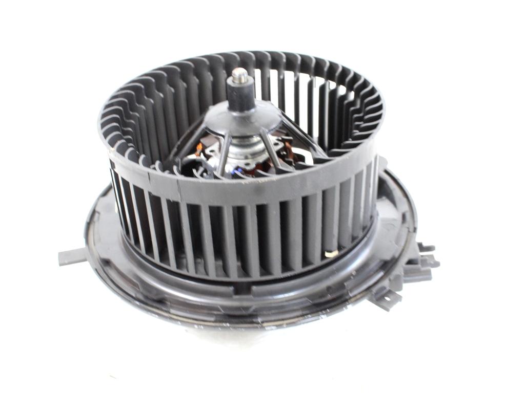 VENTILATOR  KABINE  OEM N. 5Q1819021H ORIGINAL REZERVNI DEL VOLKSWAGEN T-ROC A11 (DAL 2017)  DIESEL LETNIK 2020