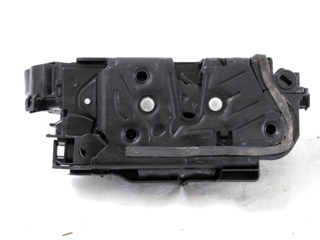 CENTRALNI ZAKLEP SPREDNJIH VRAT  OEM N. 5TB837016C ORIGINAL REZERVNI DEL VOLKSWAGEN T-ROC A11 (DAL 2017)  DIESEL LETNIK 2020