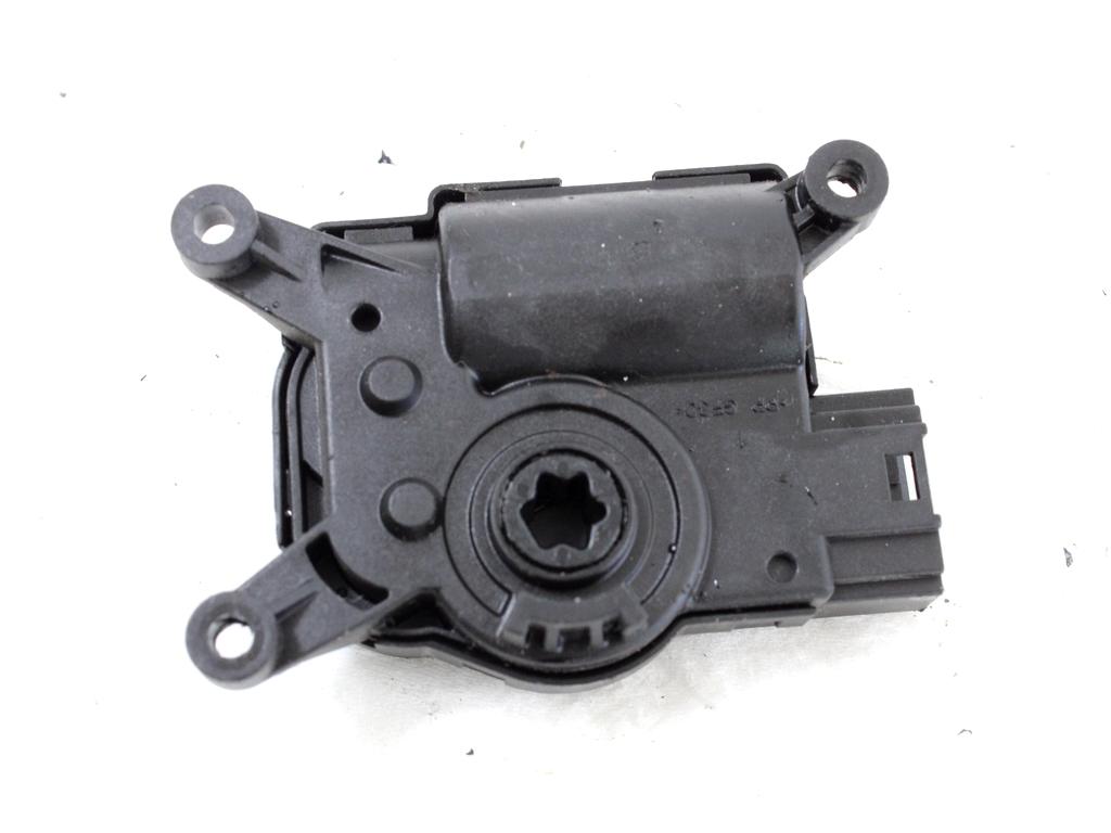 MOTORCEK OGREVANJA OEM N. 2Q0907511F ORIGINAL REZERVNI DEL VOLKSWAGEN T-ROC A11 (DAL 2017)  DIESEL LETNIK 2020