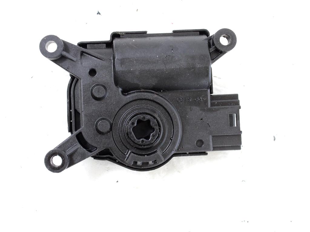 MOTORCEK OGREVANJA OEM N. 2Q0907511F ORIGINAL REZERVNI DEL VOLKSWAGEN T-ROC A11 (DAL 2017)  DIESEL LETNIK 2020