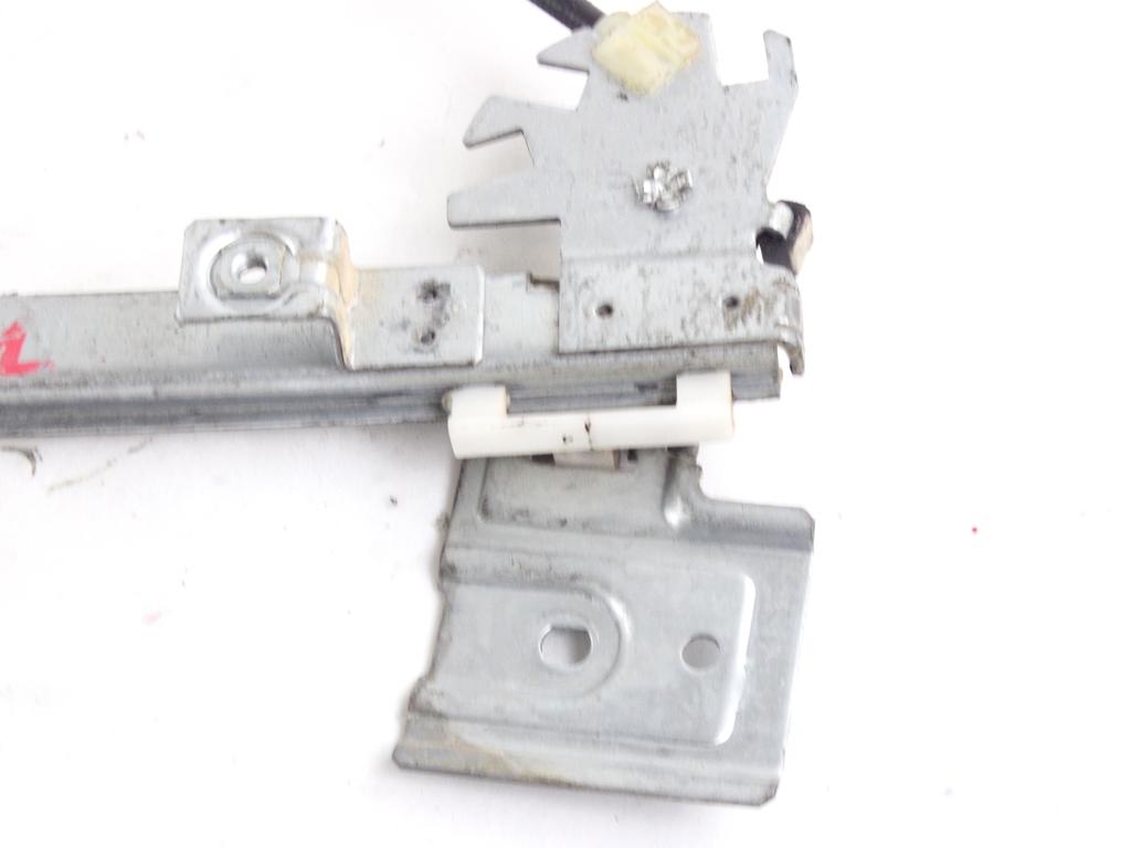 MEHANIZEM DVIGA SPREDNJIH STEKEL  OEM N. 10541 SISTEMA ALZACRISTALLO PORTA ANTERIORE ELETTR ORIGINAL REZERVNI DEL LAND ROVER FREELANDER L314 3/5 PORTE (1997 - 2000) DIESEL LETNIK 1999