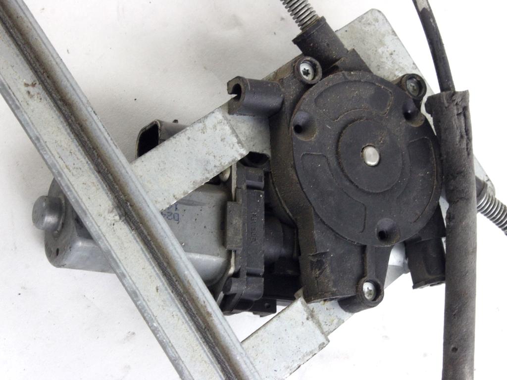 MEHANIZEM DVIGA SPREDNJIH STEKEL  OEM N. 10541 SISTEMA ALZACRISTALLO PORTA ANTERIORE ELETTR ORIGINAL REZERVNI DEL LAND ROVER FREELANDER L314 3/5 PORTE (1997 - 2000) DIESEL LETNIK 1999