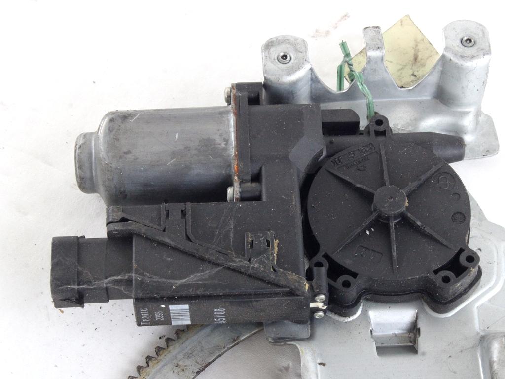 MEHANIZEM DVIGA SPREDNJIH STEKEL  OEM N. 17205 SISTEMA ALZACRISTALLO PORTA ANTERIORE ELETTR ORIGINAL REZERVNI DEL OPEL MERIVA A X03 (2003 - 2006) DIESEL LETNIK 2004