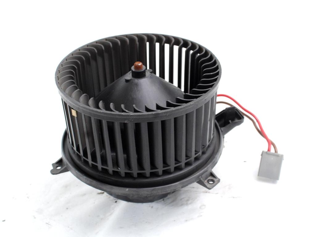 VENTILATOR  KABINE  OEM N. 13369749 ORIGINAL REZERVNI DEL OPEL MERIVA B S10 (2010 -2017)DIESEL LETNIK 2016