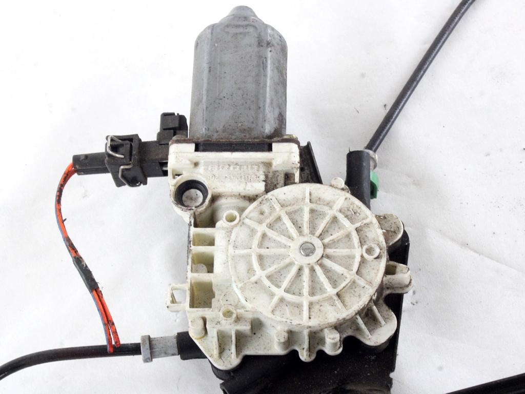 MEHANIZEM DVIGA SPREDNJIH STEKEL  OEM N. 15429 SISTEMA ALZACRISTALLO PORTA ANTERIORE ELETTR ORIGINAL REZERVNI DEL LAND ROVER FREELANDER L314 R 3/5 PORTE (2000 - 2006) DIESEL LETNIK 2004