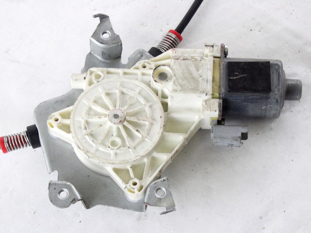 MEHANIZEM DVIGA SPREDNJIH STEKEL  OEM N. 123958 SISTEMA ALZACRISTALLO PORTA ANTERIORE ELETT ORIGINAL REZERVNI DEL NISSAN MICRA K12 K12E MK3 (2002 - 2010) BENZINA/GPL LETNIK 2009