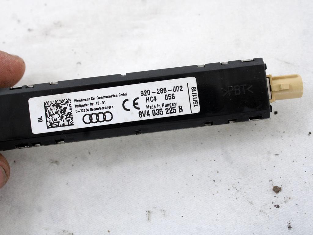 OJACEVALEC / ANTENA OEM N. 8V4035225B ORIGINAL REZERVNI DEL AUDI A3 MK3R 8V 8V1 8VK 8VS 8VM 8V7 8VE 3P/5P/CABRIO (2016 -2020)DIESEL LETNIK 2018