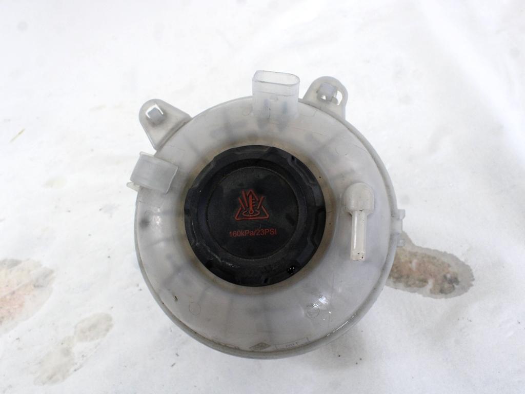 HLADILNA VODA ZA RADIJATORJE OEM N. 5Q0121407G ORIGINAL REZERVNI DEL AUDI A3 MK3R 8V 8V1 8VK 8VS 8VM 8V7 8VE 3P/5P/CABRIO (2016 -2020)DIESEL LETNIK 2018