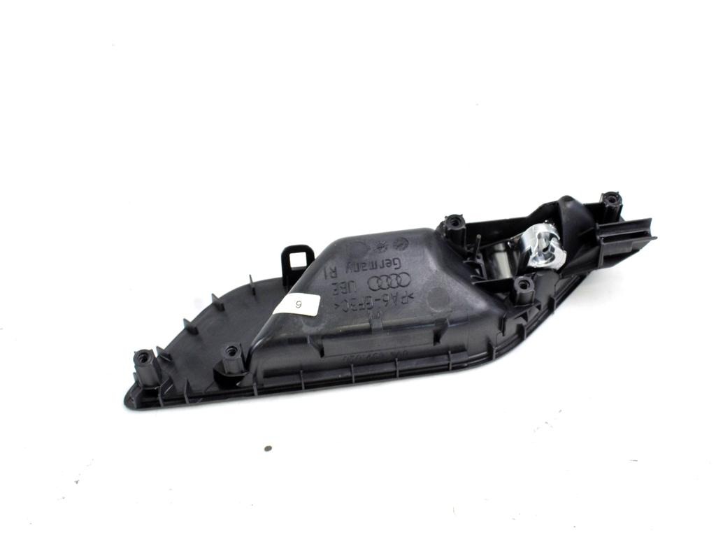 NOTRANJA KLJUKA  OEM N. 8V4839020 ORIGINAL REZERVNI DEL AUDI A3 MK3R 8V 8V1 8VK 8VS 8VM 8V7 8VE 3P/5P/CABRIO (2016 -2020)DIESEL LETNIK 2018