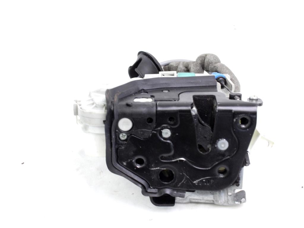 CENTRALNO ZAKLEPANJE PREDNIH LEVIH VRAT OEM N. 8X1837015C ORIGINAL REZERVNI DEL AUDI A3 MK3R 8V 8V1 8VK 8VS 8VM 8V7 8VE 3P/5P/CABRIO (2016 -2020)DIESEL LETNIK 2018