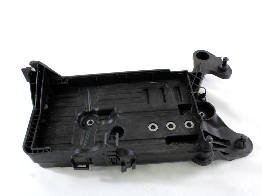 5Q0915331K SUPPORTO BATTERIA AUDI A3 35TDI 2.0 D 110KW AUT 5P (2018) RICAMBIO USATO 5Q0915321J