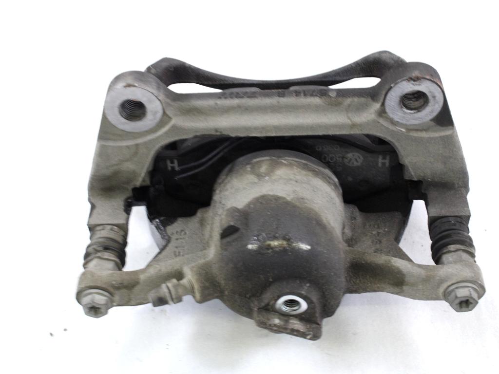 SPREDNJE DESNE ZAVORNE CELJUSTI  OEM N. 8V0615124 ORIGINAL REZERVNI DEL AUDI A3 MK3R 8V 8V1 8VK 8VS 8VM 8V7 8VE 3P/5P/CABRIO (2016 -2020)DIESEL LETNIK 2018