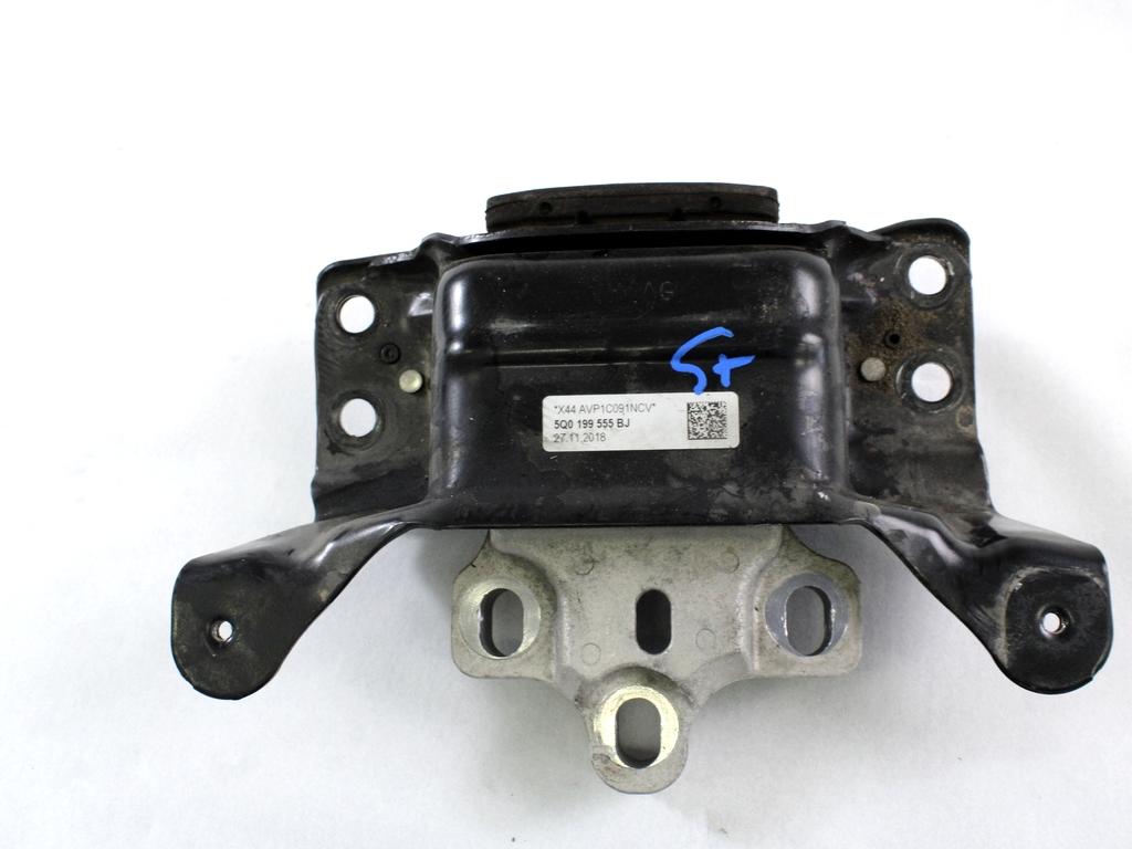 NOSILEC MENJALNIKA OEM N. 5Q0199555BJ ORIGINAL REZERVNI DEL AUDI A3 MK3R 8V 8V1 8VK 8VS 8VM 8V7 8VE 3P/5P/CABRIO (2016 -2020)DIESEL LETNIK 2018