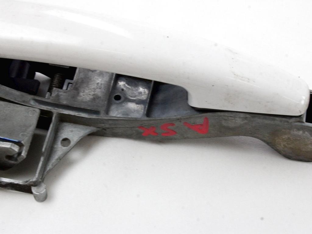 ZUNANJA KLJUKA SPREDNJA LEVA VRATA OEM N. 9101GH ORIGINAL REZERVNI DEL PEUGEOT 208 CA CC MK1 (2012 -2019) DIESEL LETNIK 2015