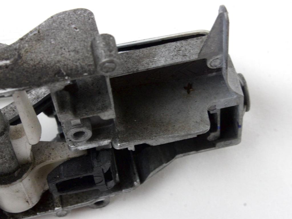 ZUNANJA KLJUKA SPREDNJA DESNA VRATA OEM N. 9101GH ORIGINAL REZERVNI DEL PEUGEOT 208 CA CC MK1 (2012 -2019) DIESEL LETNIK 2015