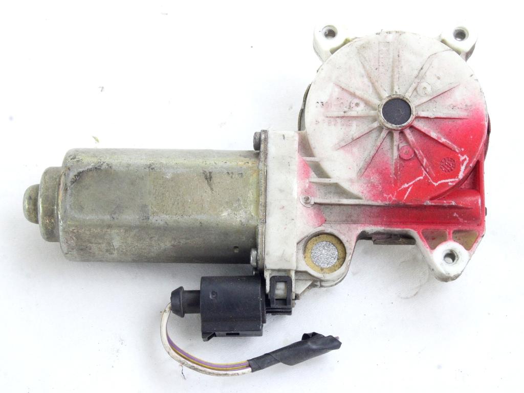 DVIZNI MEHANIZEM SPREDNIH STEKEL  OEM N. 16970 MOTORINO ALZACRISTALLO PORTA ANTERIORE ORIGINAL REZERVNI DEL FORD FOCUS DAW DBW DNW MK1 R BER/SW (2001-2005) DIESEL LETNIK 2003