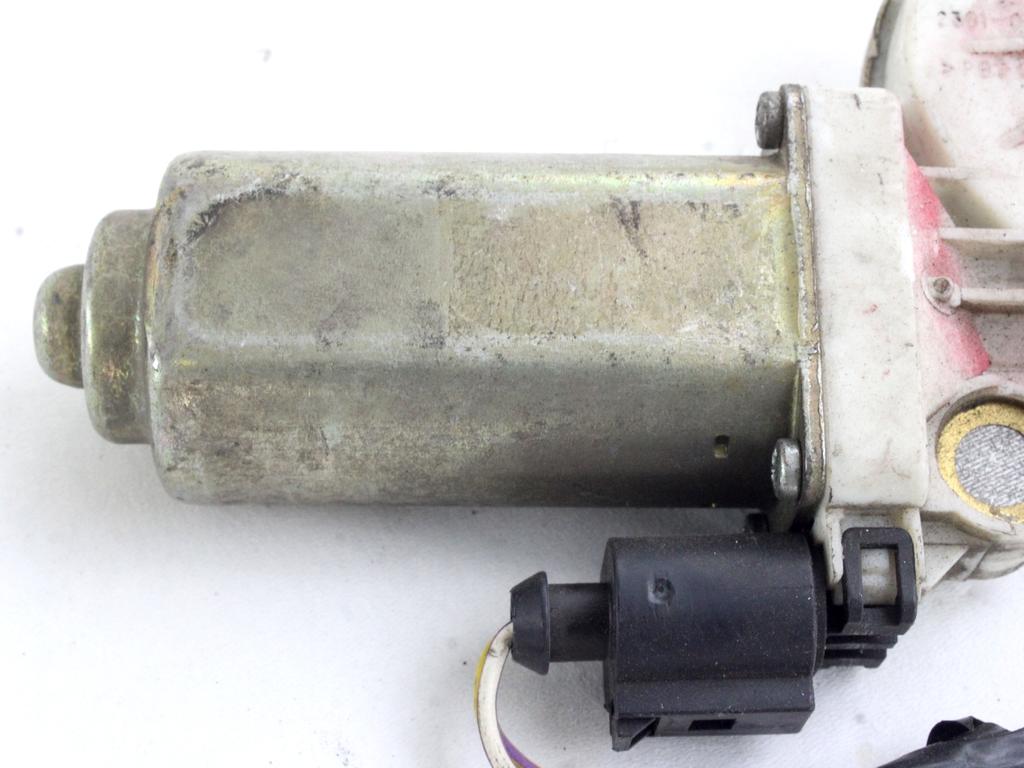 DVIZNI MEHANIZEM SPREDNIH STEKEL  OEM N. 16970 MOTORINO ALZACRISTALLO PORTA ANTERIORE ORIGINAL REZERVNI DEL FORD FOCUS DAW DBW DNW MK1 R BER/SW (2001-2005) DIESEL LETNIK 2003