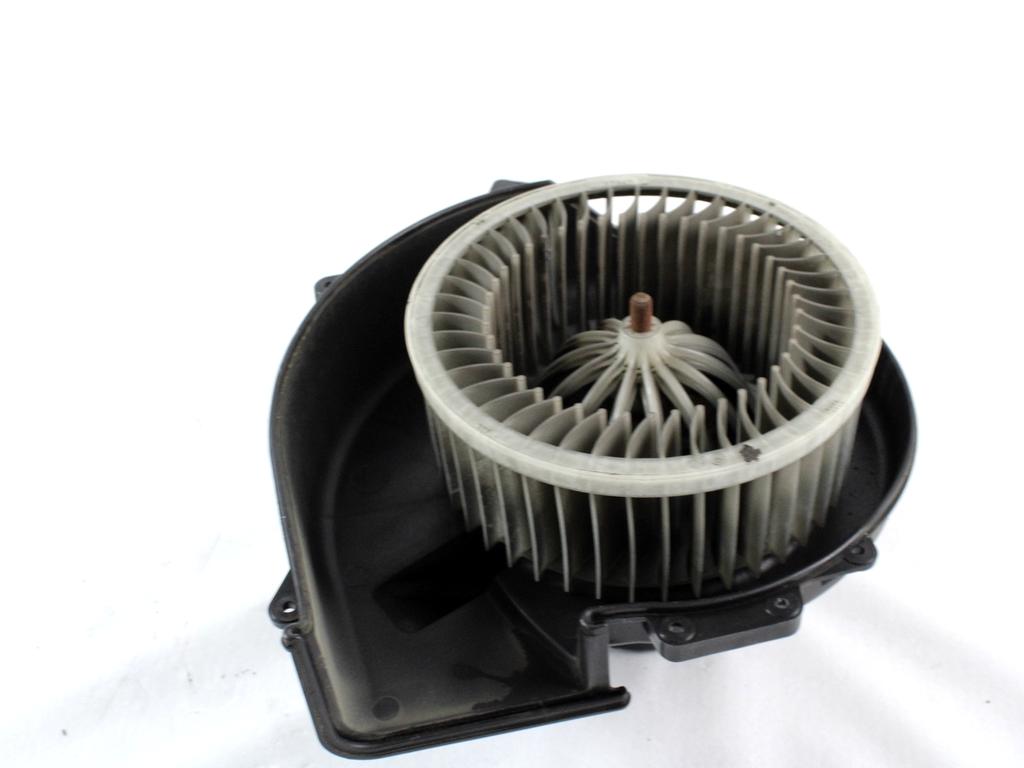 VENTILATOR  KABINE  OEM N. 6Q1819015C ORIGINAL REZERVNI DEL VOLKSWAGEN POLO 9N R (2005 - 10/2009) DIESEL LETNIK 2007