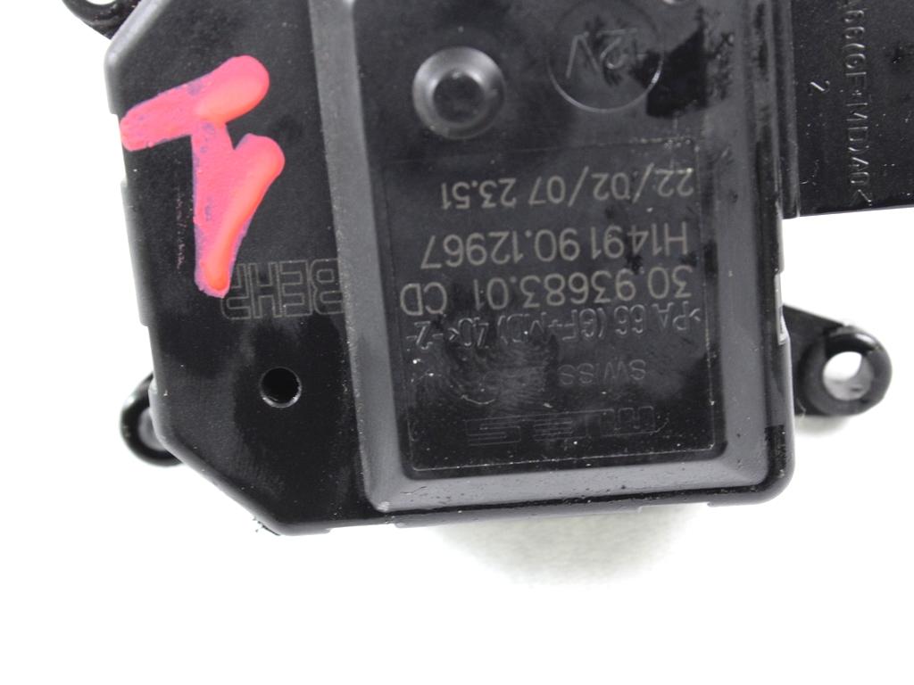 MOTORCEK OGREVANJA OEM N. 30.93683.01 ORIGINAL REZERVNI DEL VOLKSWAGEN POLO 9N R (2005 - 10/2009) DIESEL LETNIK 2007