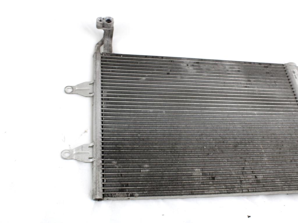 HLADILNIK KLIME OEM N. 8FC351301-531 ORIGINAL REZERVNI DEL VOLKSWAGEN POLO 9N R (2005 - 10/2009) DIESEL LETNIK 2007