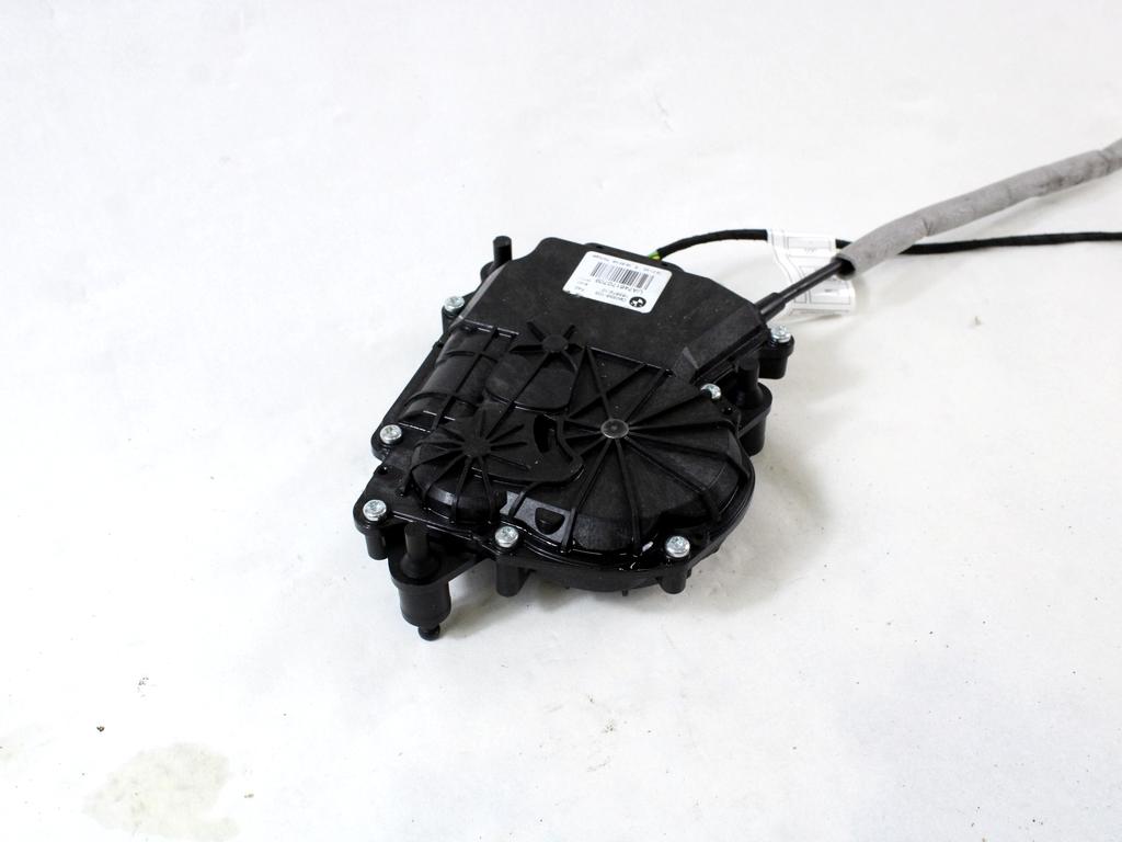 ZAKLEPANJE PRTLJA?NIH VRAT  OEM N. 7461707 ORIGINAL REZERVNI DEL BMW SERIE 1 BERLINA F40 (DAL 2019)DIESEL LETNIK 2022