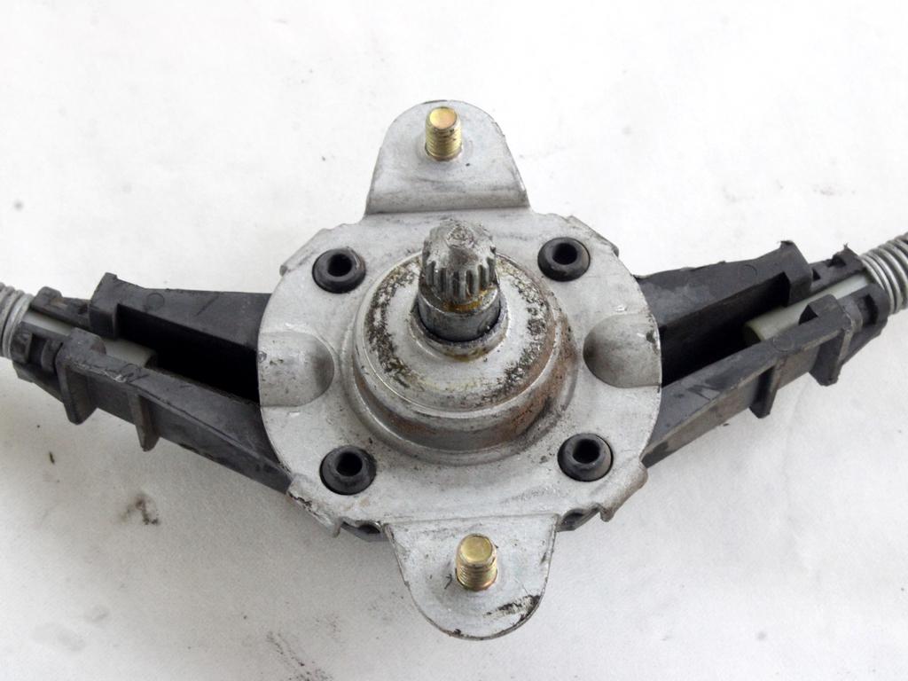 ROCNI SISTEM ZA DVIGOVANJE ZADNJEGA STEKLA  OEM N. 46536308 ORIGINAL REZERVNI DEL FIAT PUNTO 188 MK2 R (2003 - 2011) BENZINA LETNIK 2007