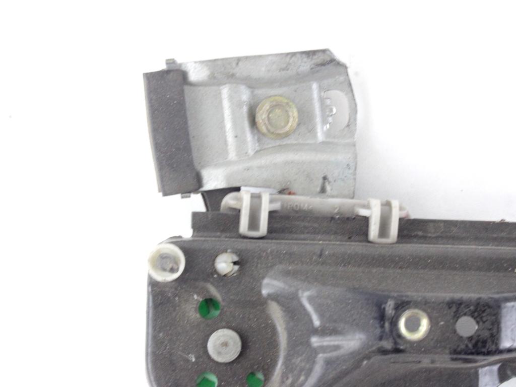 MEHANIZEM DVIGA SPREDNJIH STEKEL  OEM N. 9900 SISTEMA ALZACRISTALLO PORTA ANTERIORE ELETTRI ORIGINAL REZERVNI DEL FORD FOCUS DAW DBW DNW MK1 R BER/SW (2001-2005) DIESEL LETNIK 2002