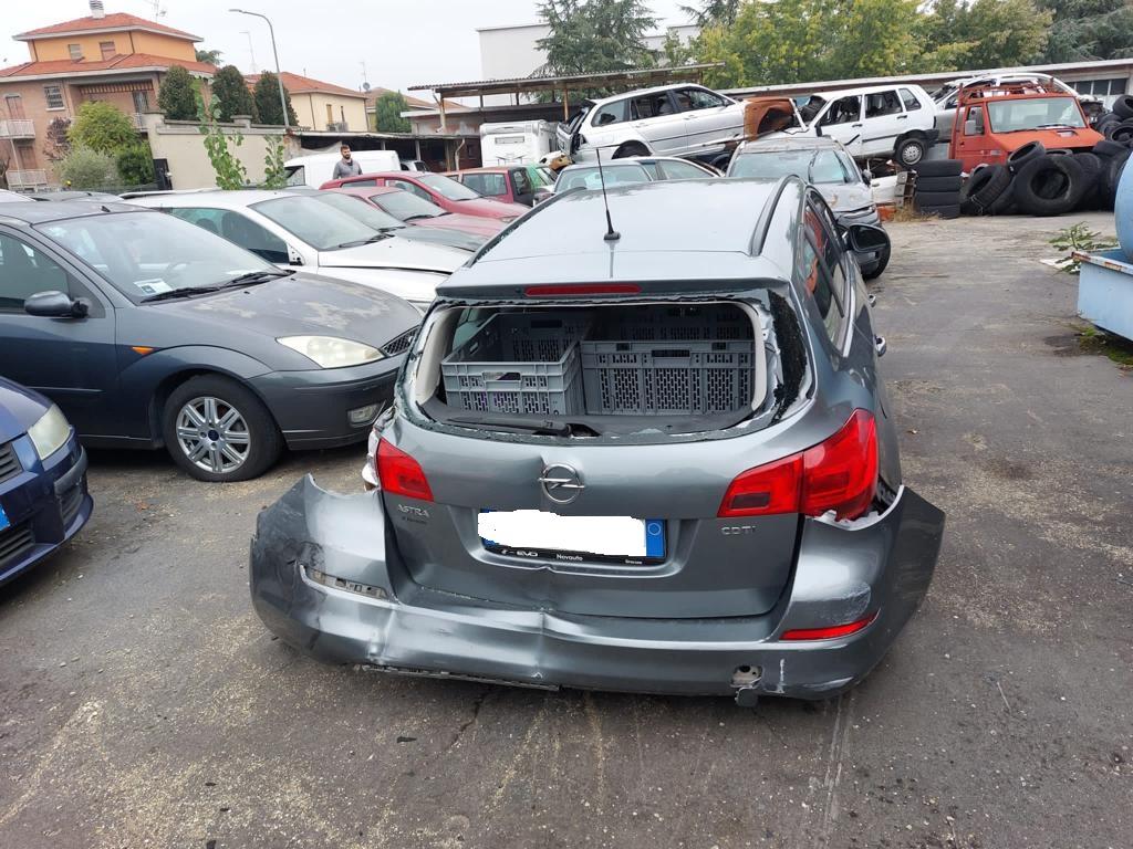 OPEL ASTRA J SW 1.7 D 81KW 6M 5P (2011) RICAMBI IN MAGAZZINO