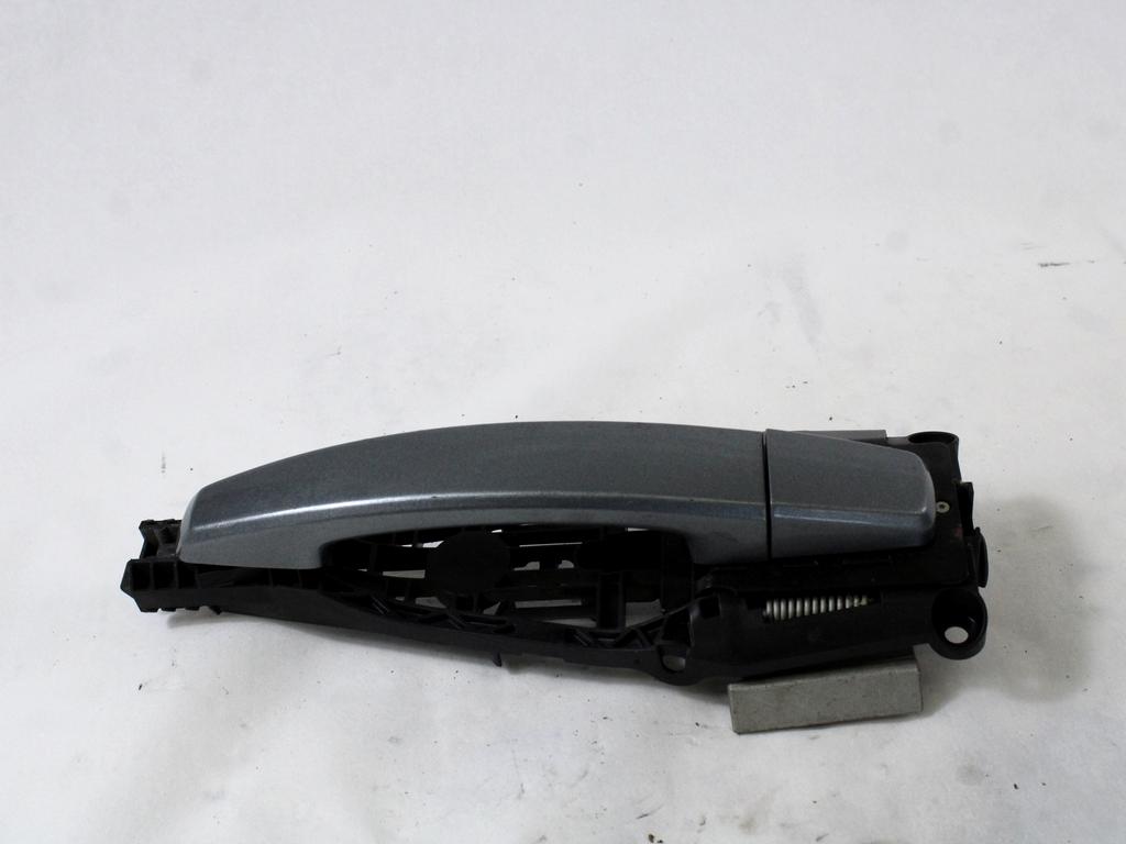 ZUNANJA KLJUKA ZADNJA DESNA VRATA OEM N. 92233089 ORIGINAL REZERVNI DEL OPEL ASTRA J P10 5P/3P/SW (2010 - 2015) DIESEL LETNIK 2011