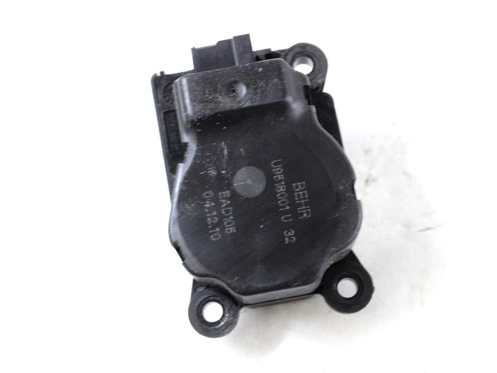 MOTORCEK OGREVANJA OEM N. U9518001 ORIGINAL REZERVNI DEL OPEL ASTRA J P10 5P/3P/SW (2010 - 2015) DIESEL LETNIK 2011