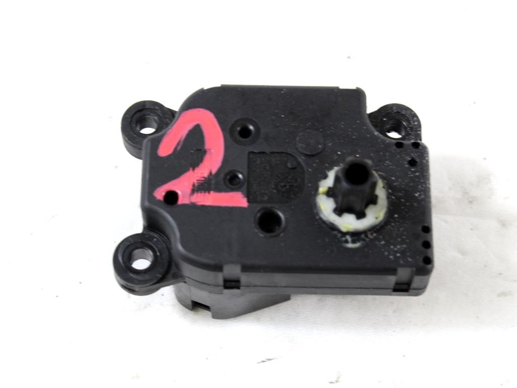 MOTORCEK OGREVANJA OEM N. U9518001 ORIGINAL REZERVNI DEL OPEL ASTRA J P10 5P/3P/SW (2010 - 2015) DIESEL LETNIK 2011