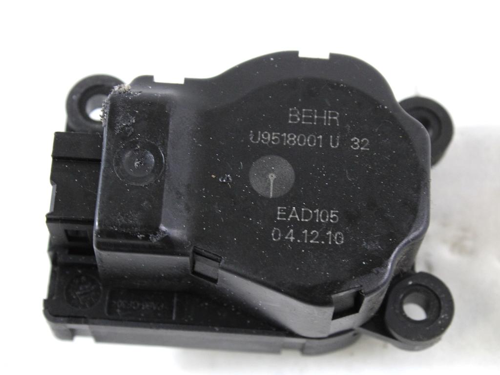 MOTORCEK OGREVANJA OEM N. U9518001 ORIGINAL REZERVNI DEL OPEL ASTRA J P10 5P/3P/SW (2010 - 2015) DIESEL LETNIK 2011