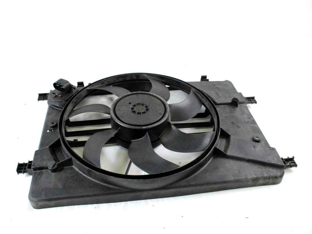 VENTILATOR HLADILNIKA OEM N. 13250332 ORIGINAL REZERVNI DEL OPEL ASTRA J P10 5P/3P/SW (2010 - 2015) DIESEL LETNIK 2011