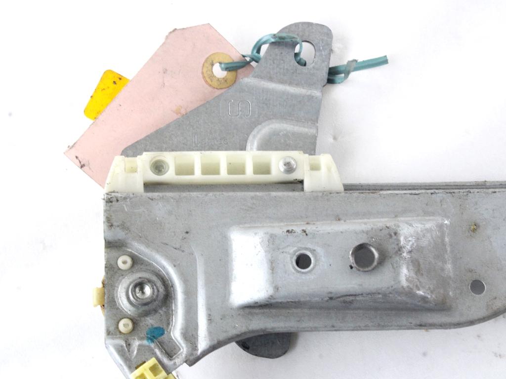 MEHANIZEM DVIGA SPREDNJIH STEKEL  OEM N. 12034 SISTEMA ALZACRISTALLO PORTA ANTERIORE ELETTR ORIGINAL REZERVNI DEL OPEL CORSA D R S07 (02/2011 - 2014) BENZINA LETNIK 2014