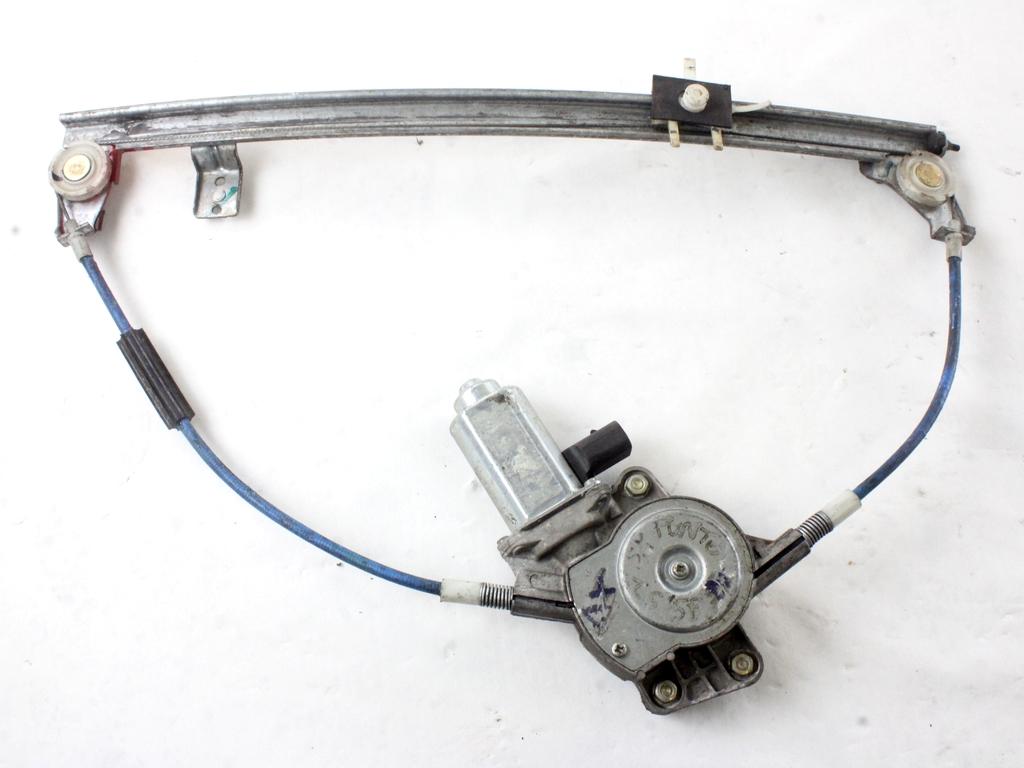 MEHANIZEM DVIGA SPREDNJIH STEKEL  OEM N. 3797 SISTEMA ALZACRISTALLO PORTA ANTERIORE ELETTRI ORIGINAL REZERVNI DEL FIAT PUNTO 176 MK1/MK1 CABRIO (1993 - 08/1999) BENZINA LETNIK 1998