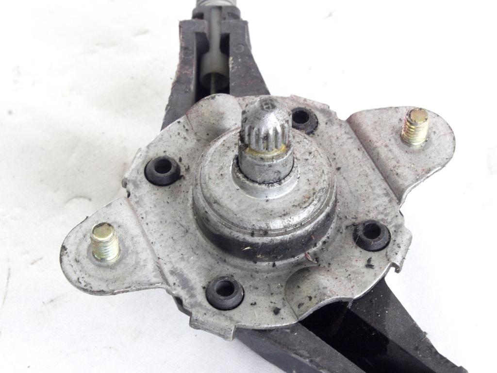 ROCNI SISTEM ZA DVIGOVANJE ZADNJEGA STEKLA  OEM N. 46536308 ORIGINAL REZERVNI DEL FIAT PUNTO 188 MK2 R (2003 - 2011) BENZINA LETNIK 2007